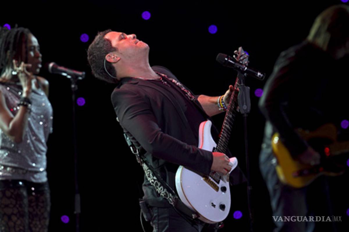 Rechaza Alejandro Sanz que pueda ser el sucesor de Serrat