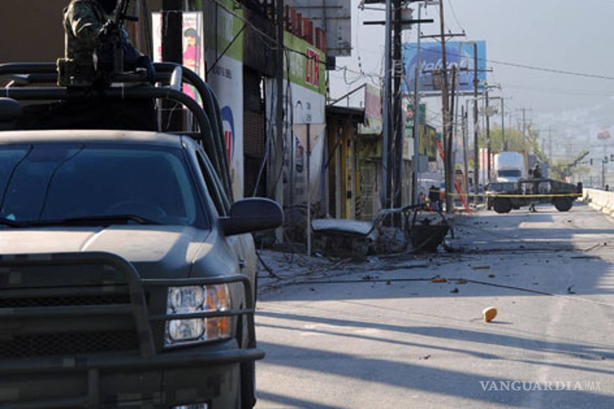 Sedena y PGR investigarán coche bomba en Monterrey