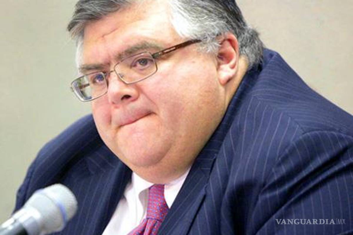 &quot;Recomendable, una posible alza a IVA&quot;: Carstens