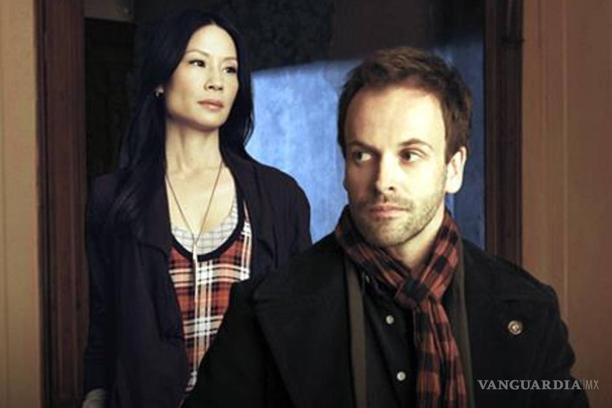 Sherlock Holmes llegará a la pantalla chica con la serie "Elementary"; Lucy Liu será Watson