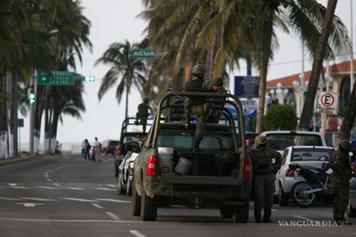 Arrojan cuerpos en paso a desnivel en Veracruz