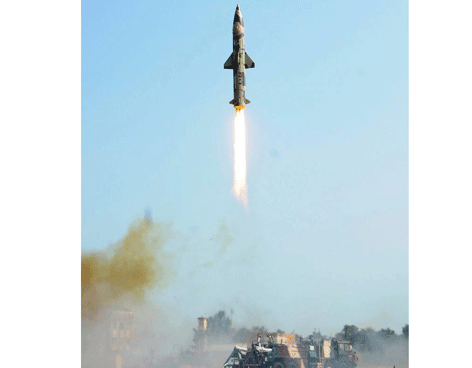 India prueba con éxito misil con capacidad nuclear