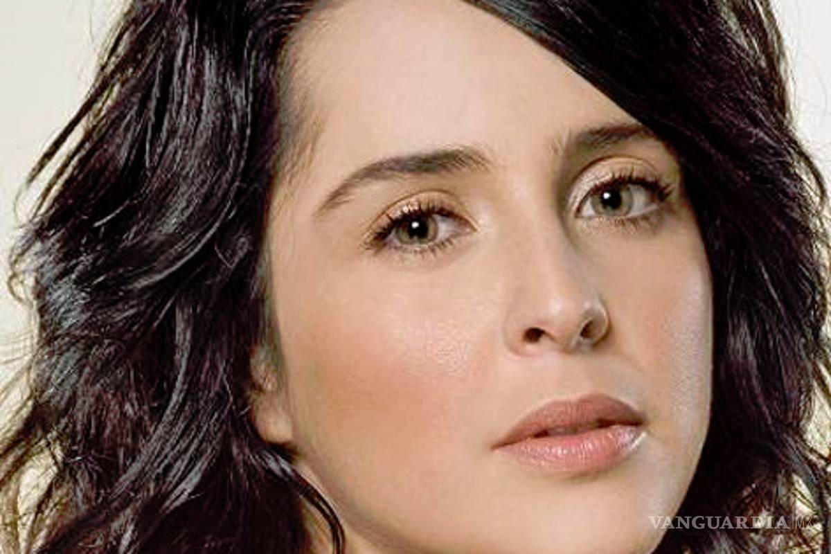 Irán Castillo está embarazada