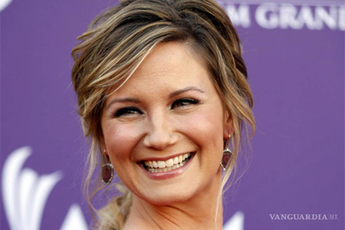 Cantante de Sugarland está embarazada