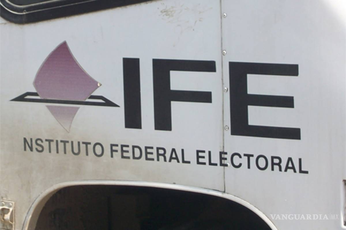 El IFE gastó 406 mil pesos en monitorear Twitter durante mes y medio