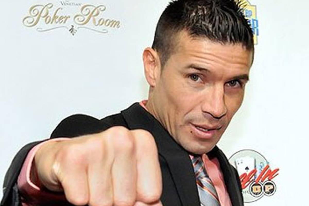 "Maravilla" Martínez rompe relación con CMB; llama `cobarde' a Chávez Junior