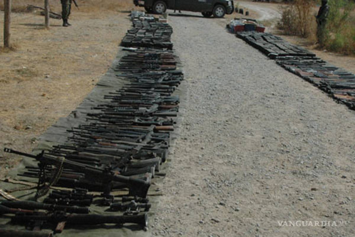 Incautan pesado arsenal en Nadadores, Coahuila