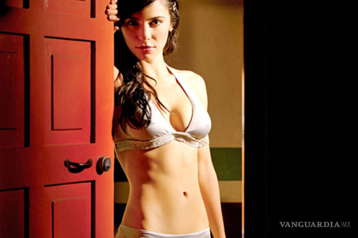 No ando con el Canelo, responde Martha Higareda