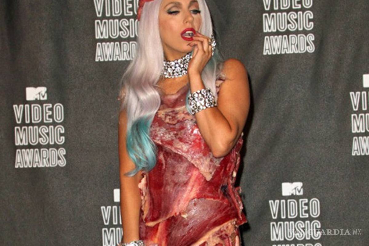 Vestido de carne de Lady Gaga, expuesto en muestra