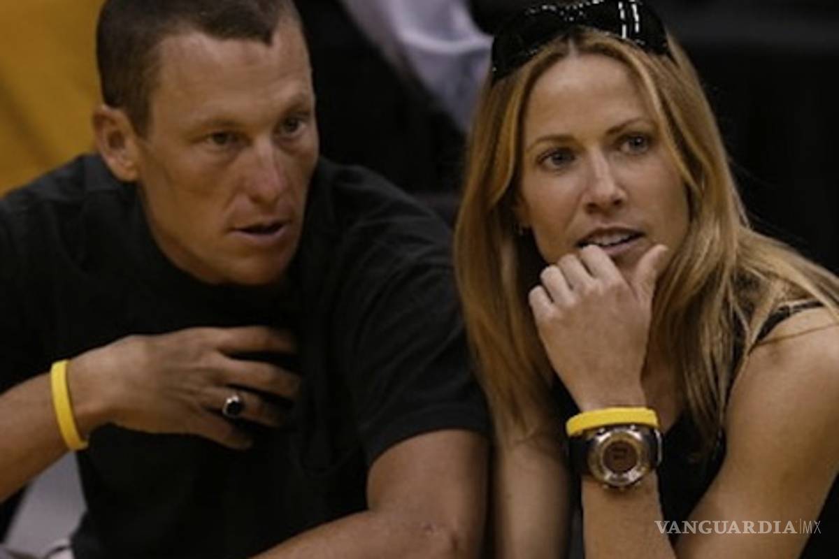 Acusan a Sheryl Crow de dopar a Armstrong
