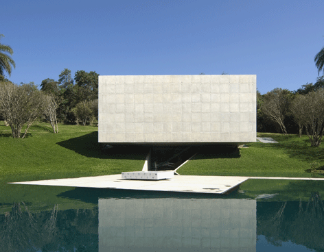 Inhotim, refugio del arte entre montañas