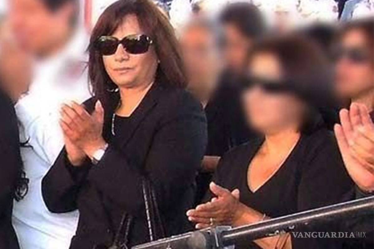 Esposa del diputado Serrano ingresa a penal de Neza