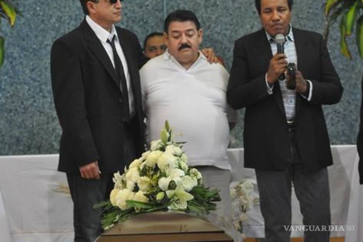 Despiden al "amigo bronco"