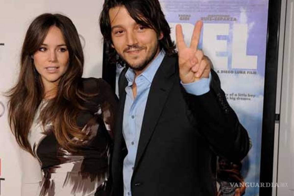 Diego Luna y Camila Sodi confirman separación