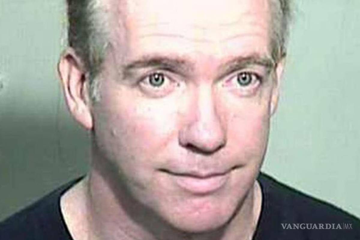 Millonario se suicidó con cianuro en plena corte, confirman