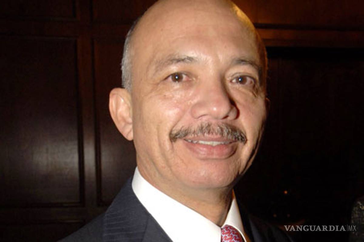 Óscar Pimentel González vuelve al área de educación; deja Conagua