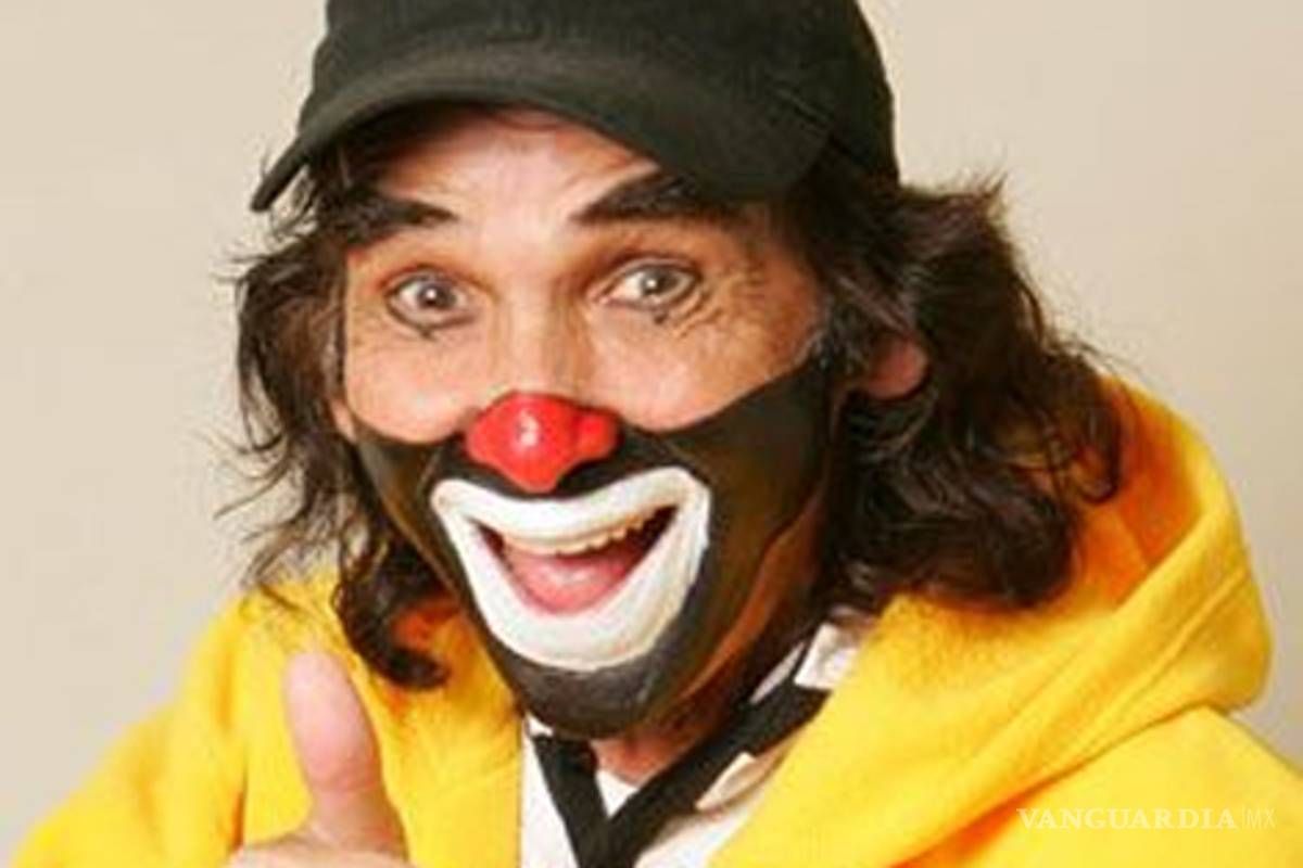 Cepillín &quot;mata&quot; en Twitter a Capulina