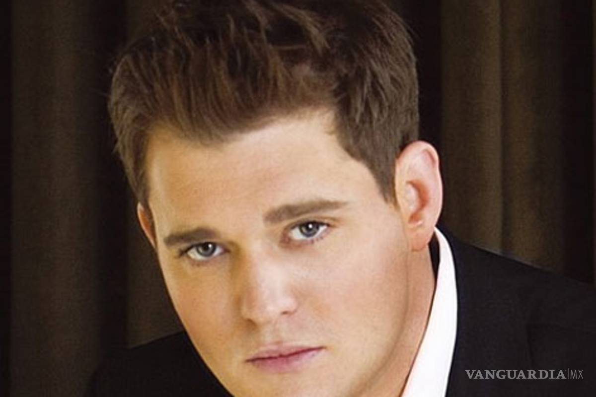 Michael Bublé se saca una MB