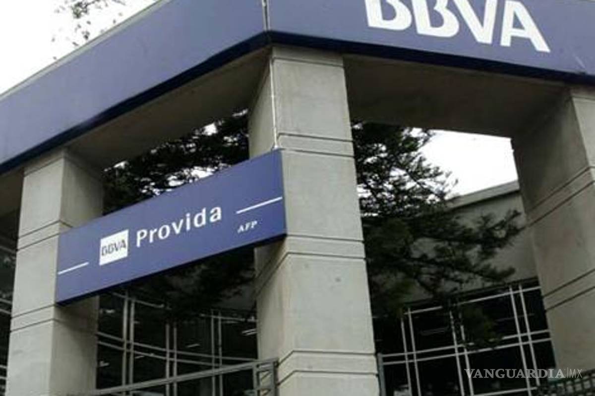 BBVA vende afore a Banorte por mil 600 mdd