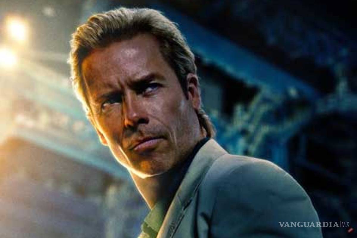 Guy Pearce como Aldrich Killian en cartel de Iron Man 3