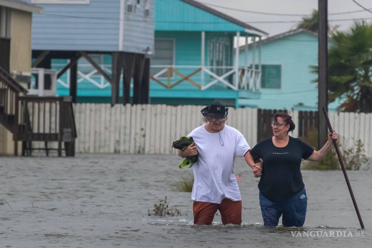 $!Tormenta Beta ahoga las calles de Houston y Galveston después de tocar tierra