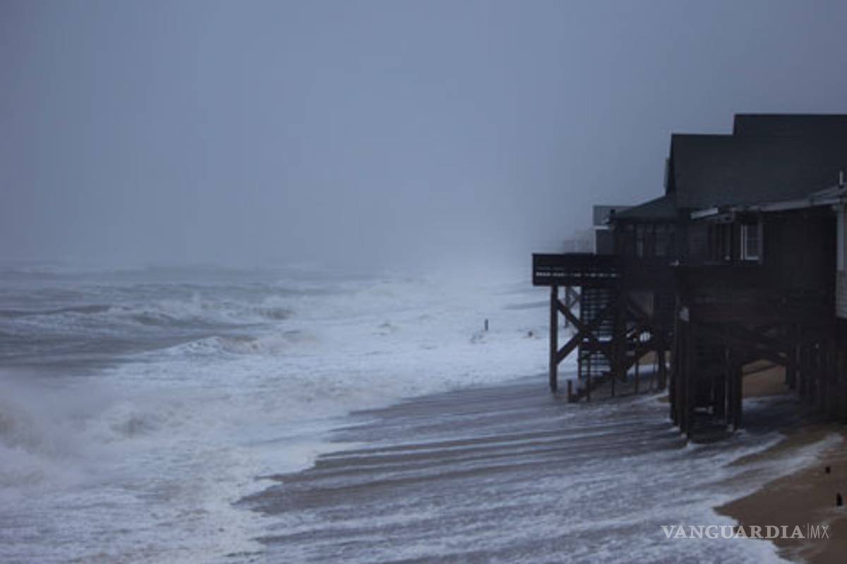 Huracán Jova alerta a costas de Colima