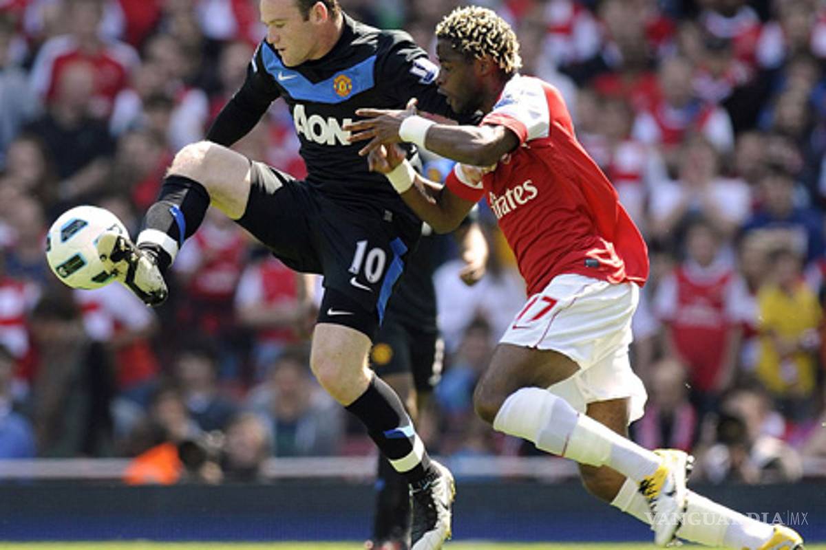 Manchester United cae y Chelsea se acerca al liderato en la Premier League