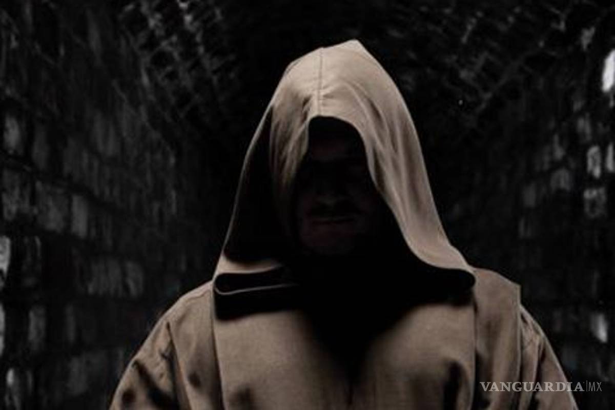 Monje le roba a la Iglesia más de un millón y se va con una mujer