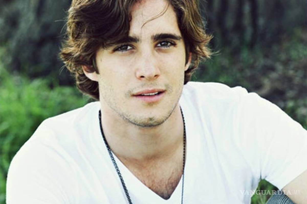 Diego Boneta, el guapo mexicano que desbancó a todos en Hollywood