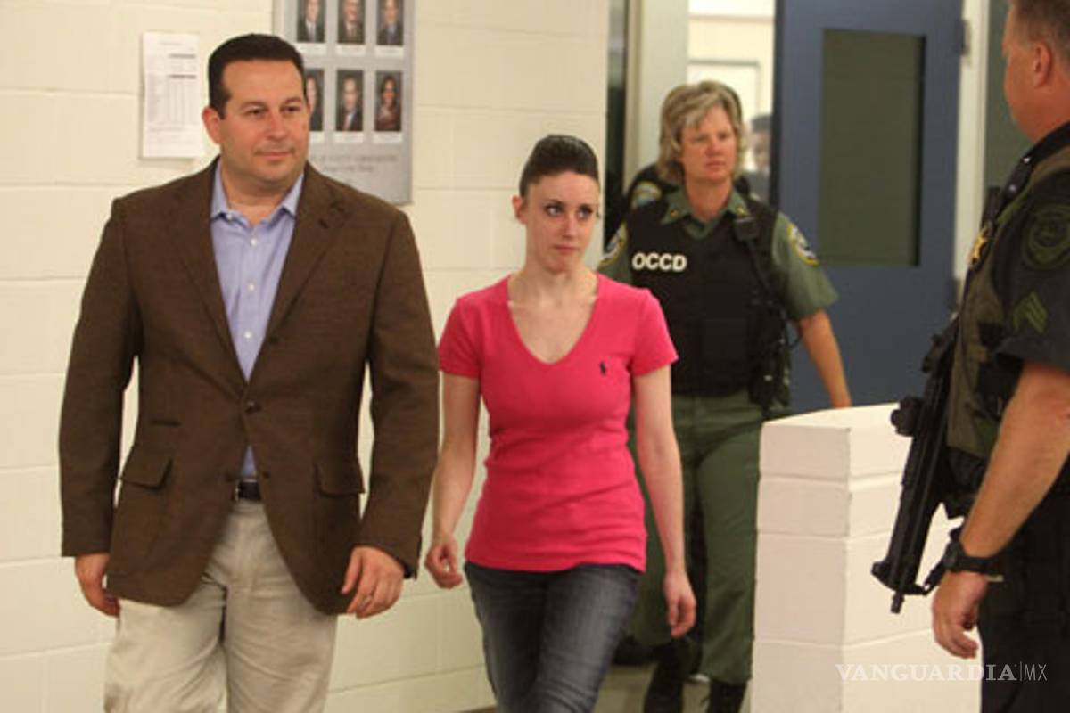 Casey Anthony sale de prisión tras ser absuelta por el asesinato de su hija