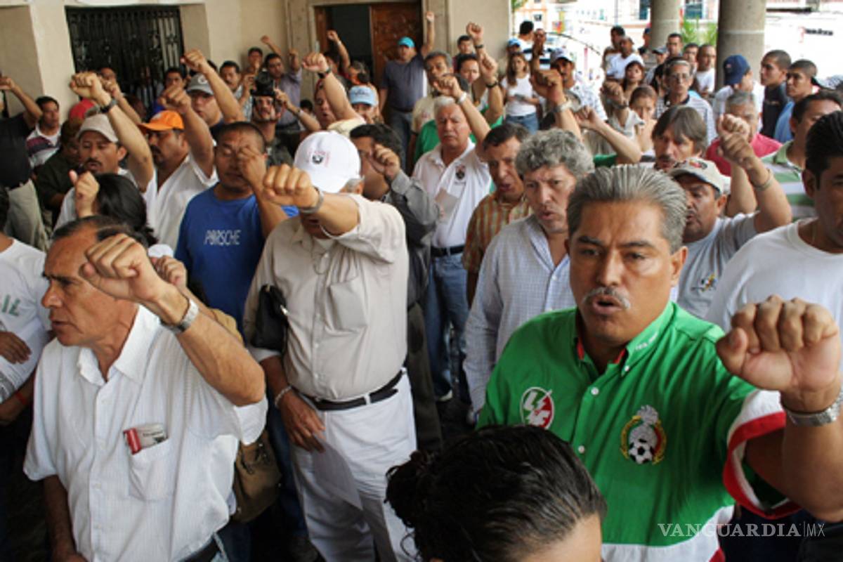 Improcedente que CFE asuma papel de patrón sustituto: STPS