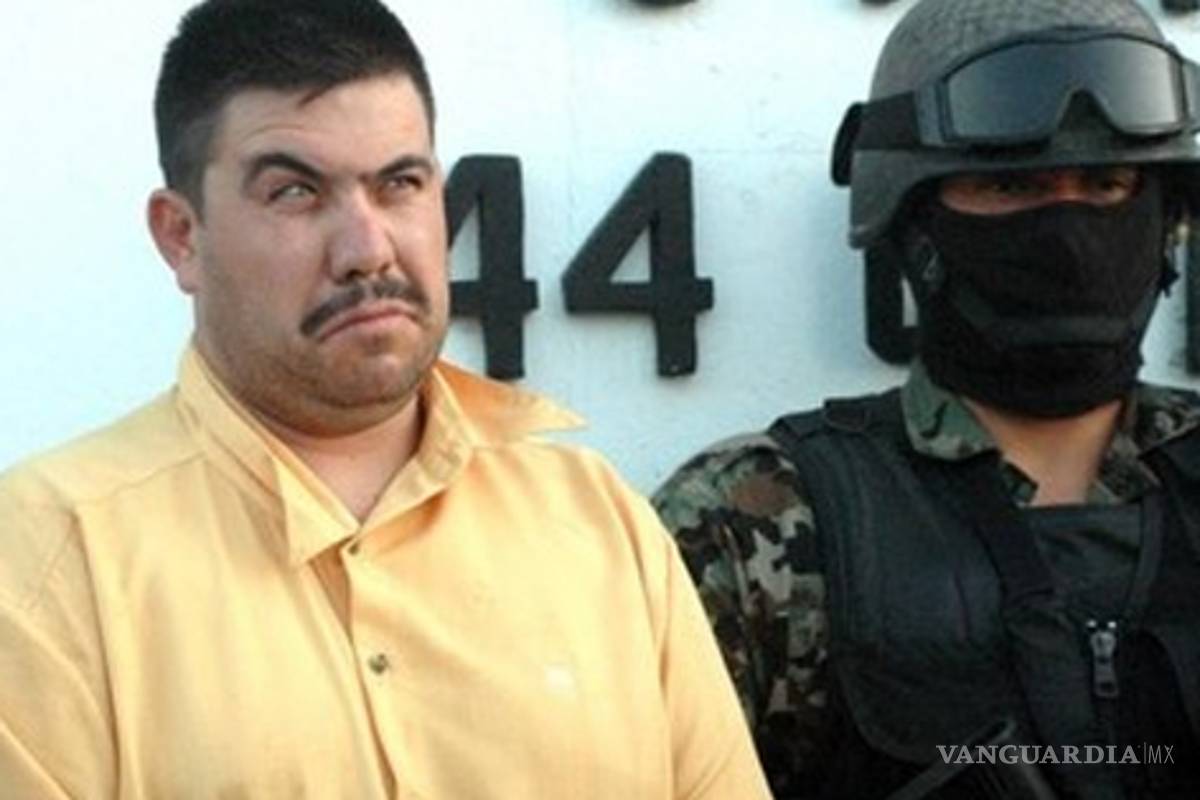 Acribillan a cantante grupero en Chihuahua