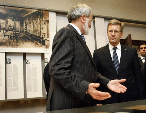 Presidente alemán recuerda el 70 aniversario del plan genocida nazi