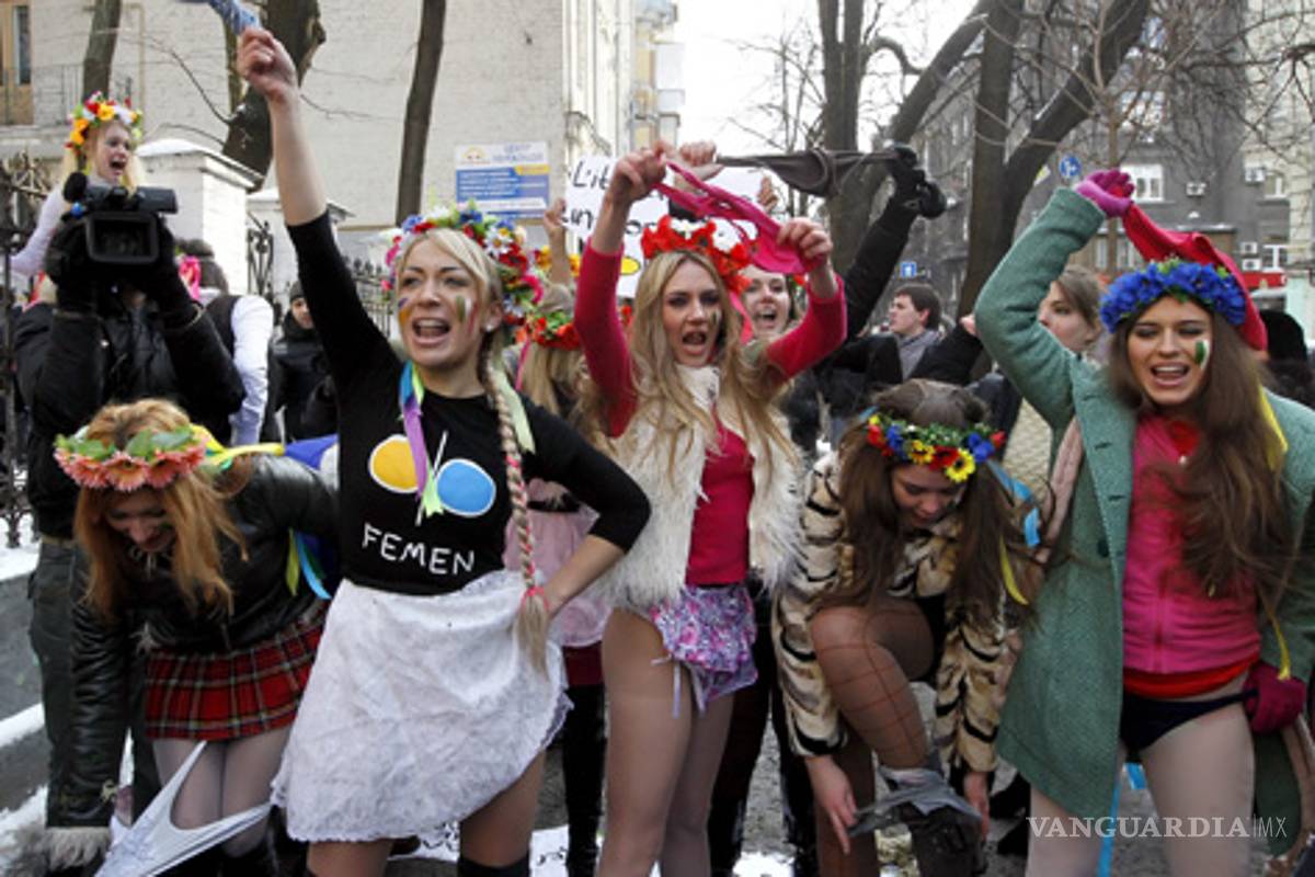 Berlusconi llama &quot;verguenza&quot; a protestas de mujeres en Italia