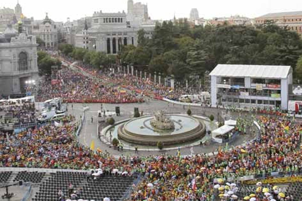 "¡Esta no es la juventud del papa!", Agnósticos también alzan su voz