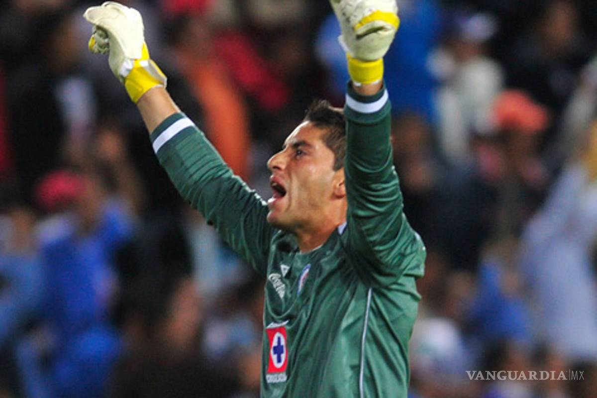 Revelan dobles contratos en Cruz Azul
