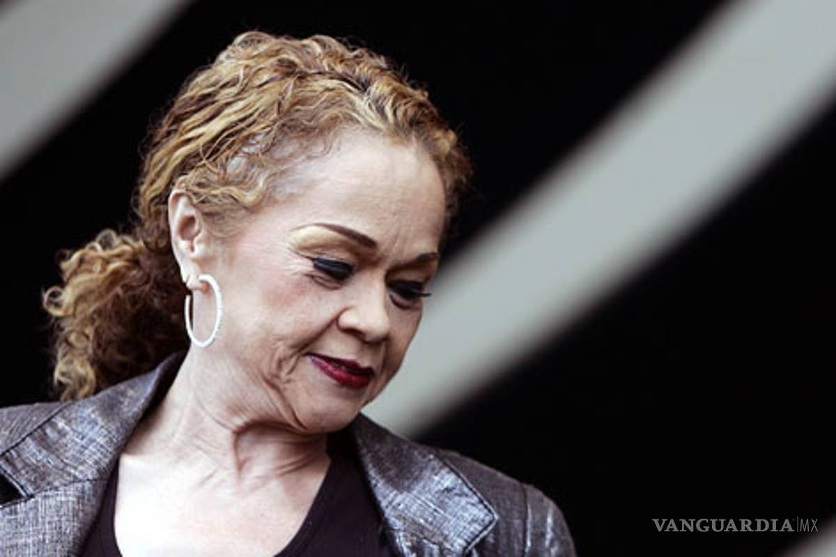 Adiós a Etta James, una leyenda del blues