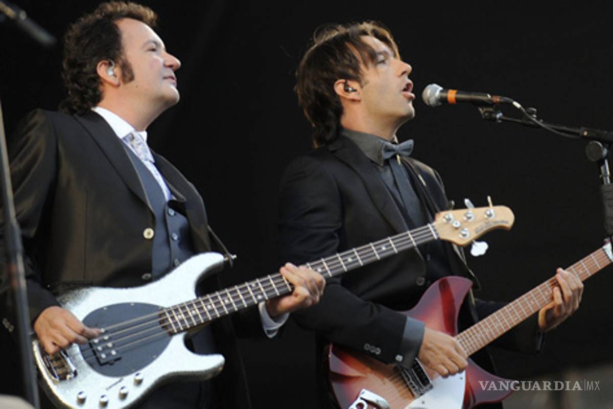 Hipnotiza Fobia al público en Vive Latino