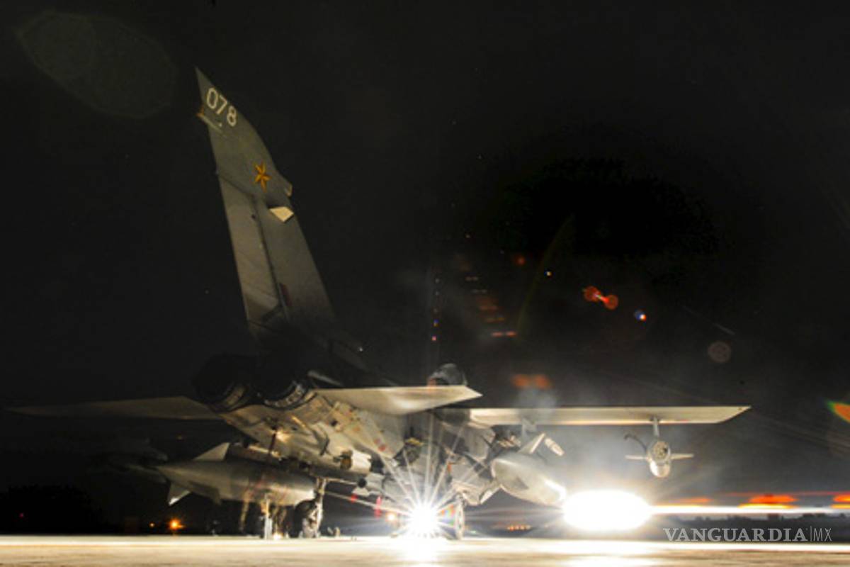 Bombardea coalición posiciones de Gadafi en Misurata