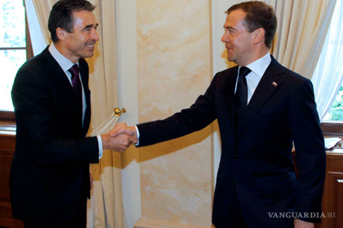 Niega OTAN que operación en Libia viole mandato de ONU