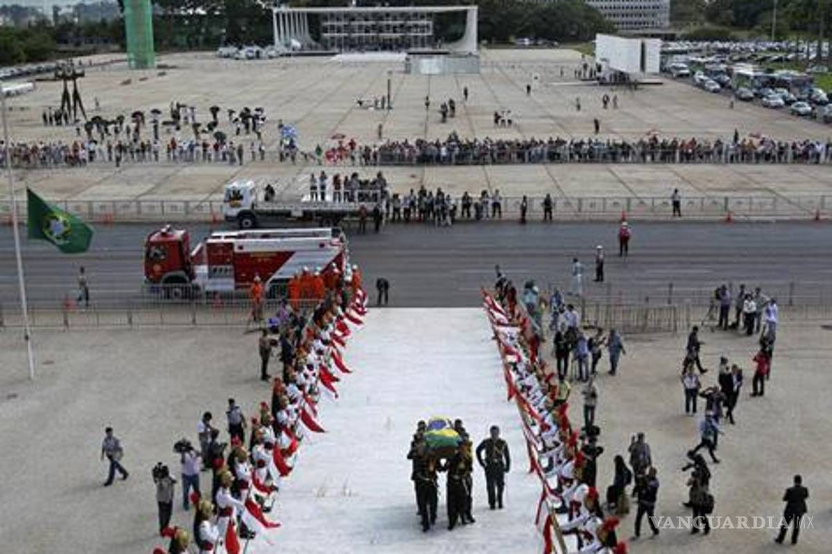Viuda de Niemeyer: "Perdí a la persona que más me gustaba en el mundo"