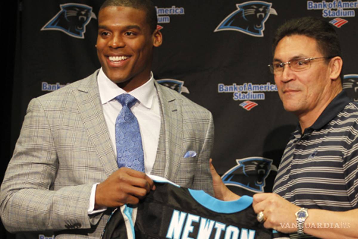 Para Cam Newton una difícil misión