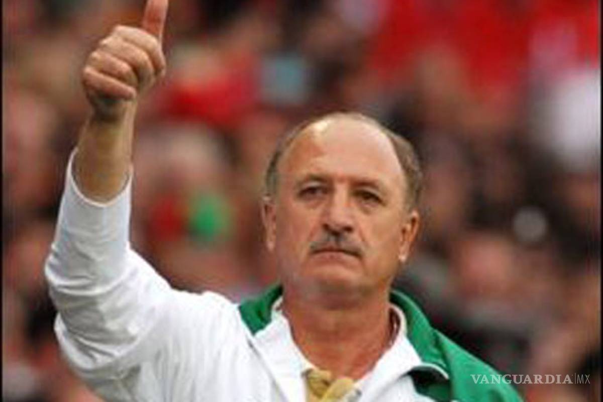 Podría Luiz Felipe Scolari dirigir al Tri