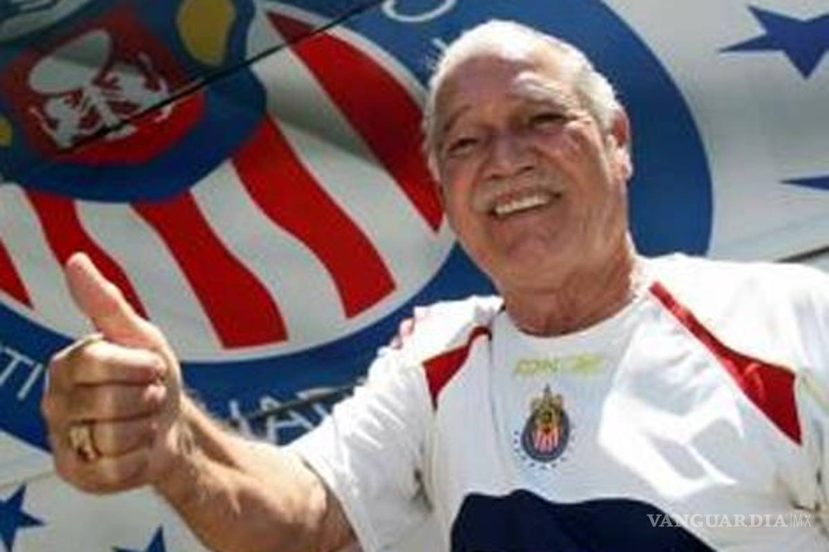 Chivas visitan a Chava Reyes