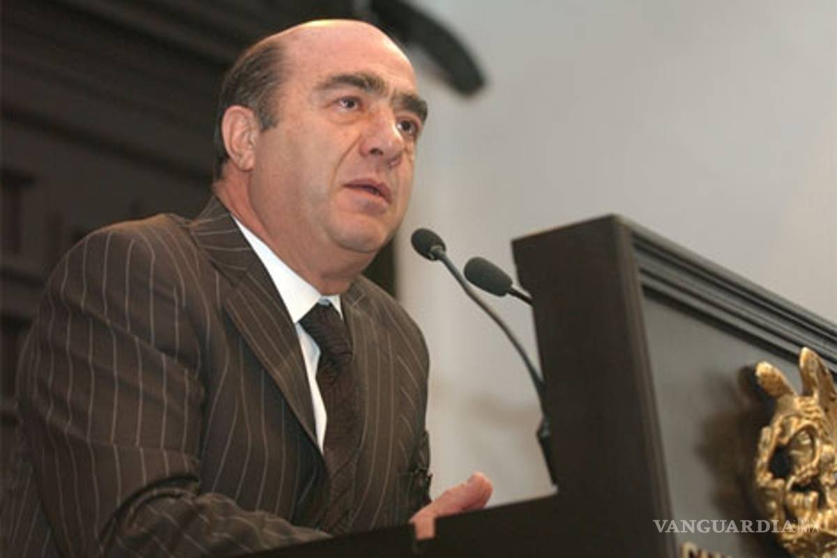 Renuncia de Rodrigo Medina es innecesaria: Murillo Karam