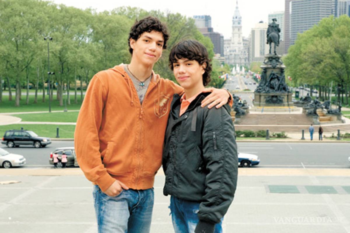 Isaac y Esteban Hernández, una pareja que vuela con los pies