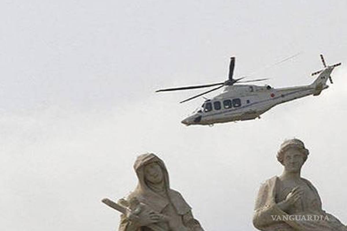 Benedicto XVI recibe a su sucesor en Castel Gandolfo