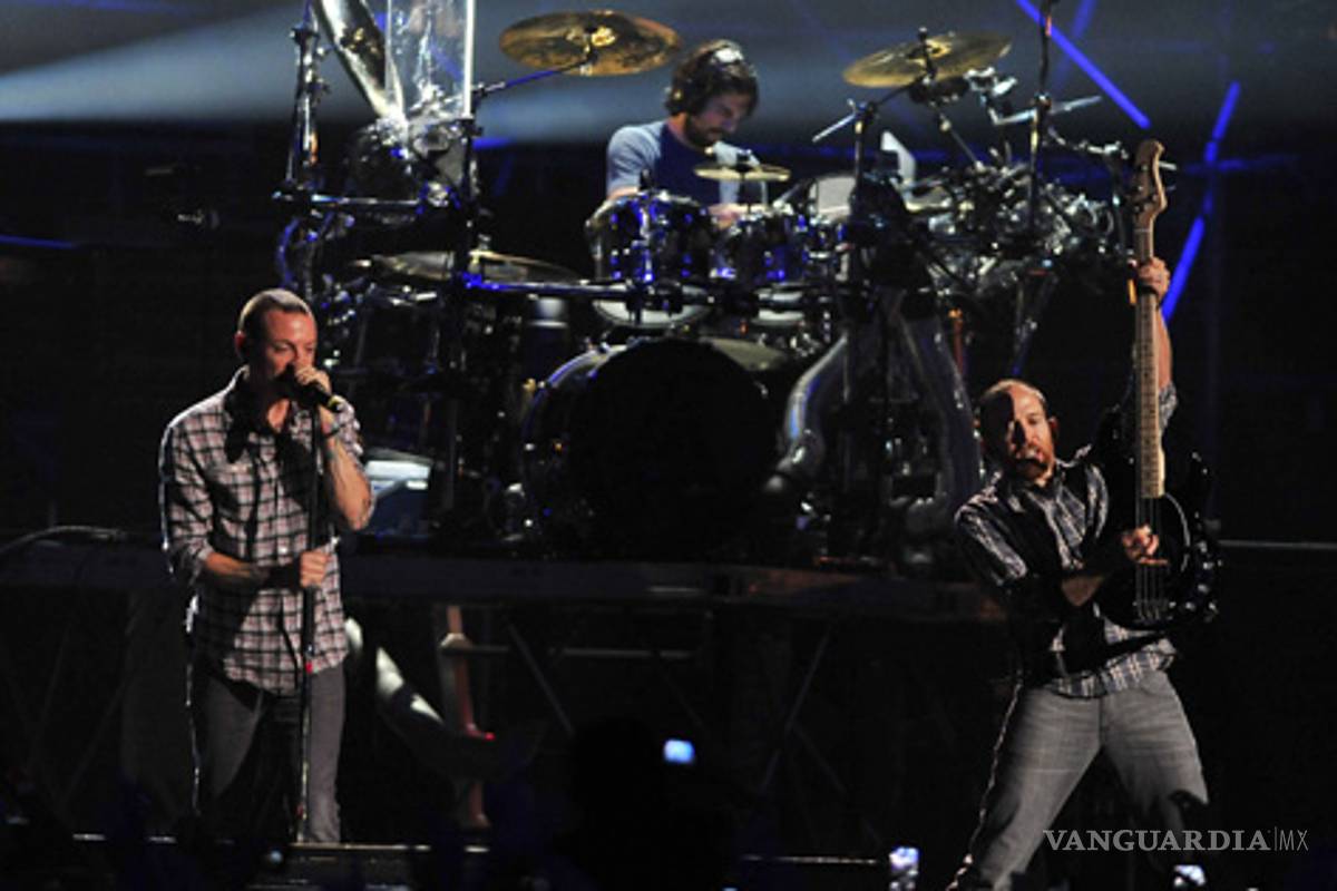Linkin Park hace arder la Arena Ciudad de México