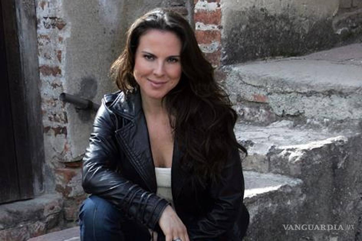 Kate del Castillo irá a funeral de Jenni Rivera