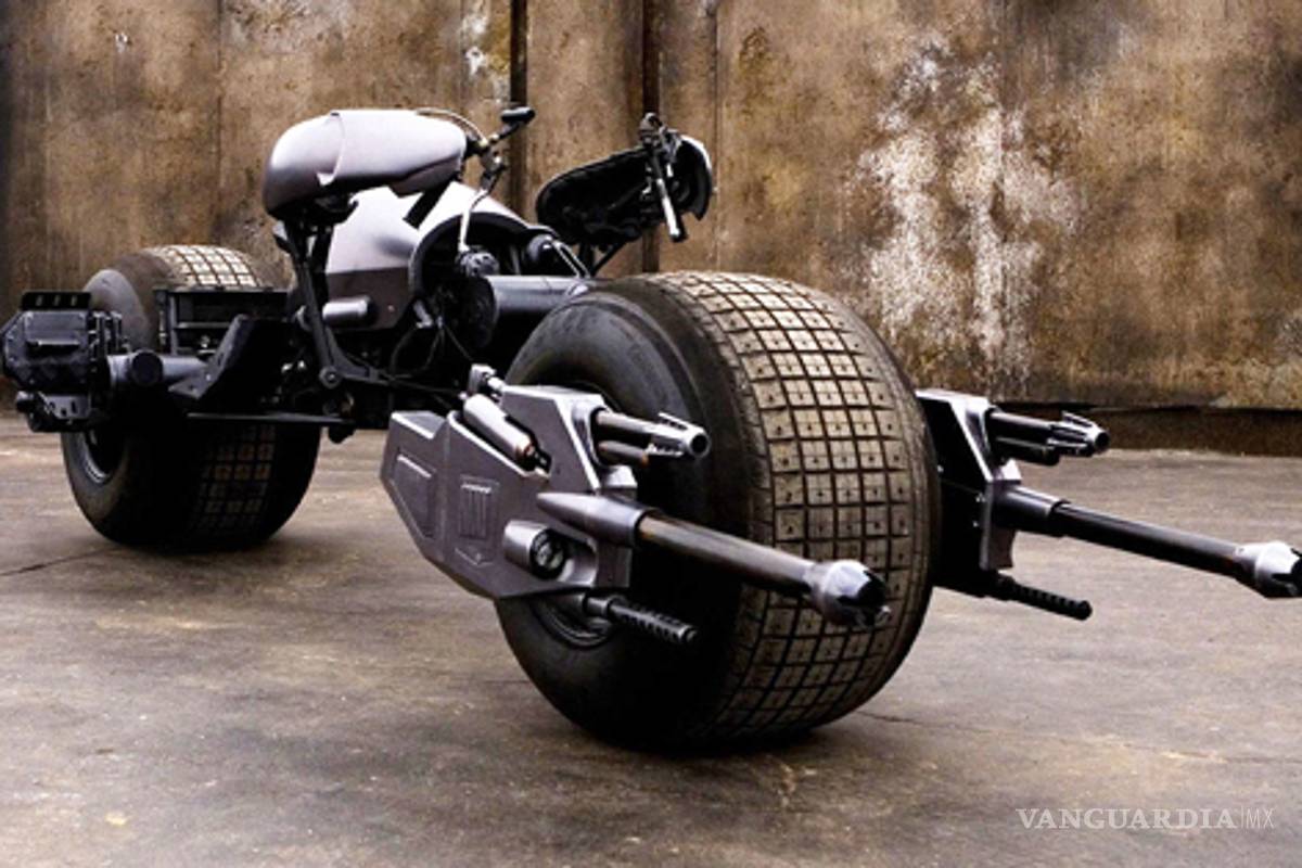 El Tumbler y el BatPod de Batman están en México